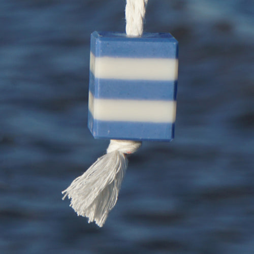 "Cube on Rope"
