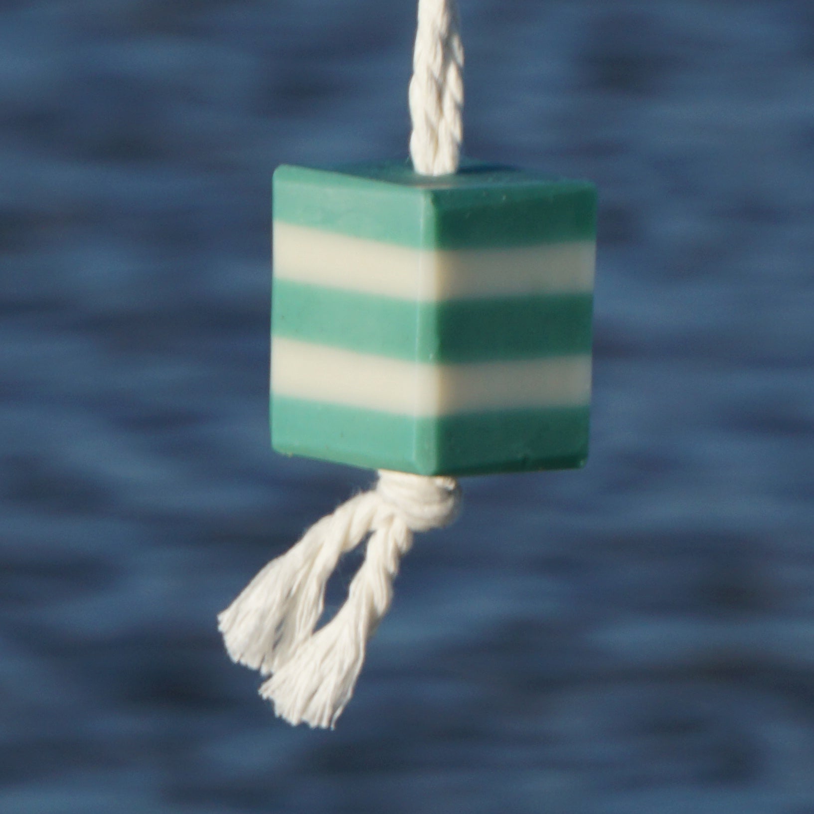 "Cube on Rope"