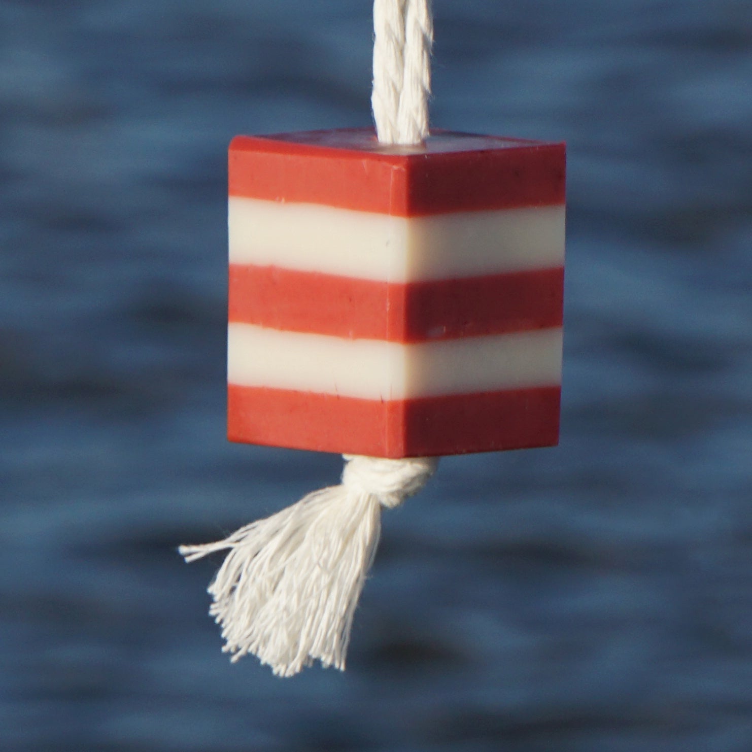 "Cube on Rope"