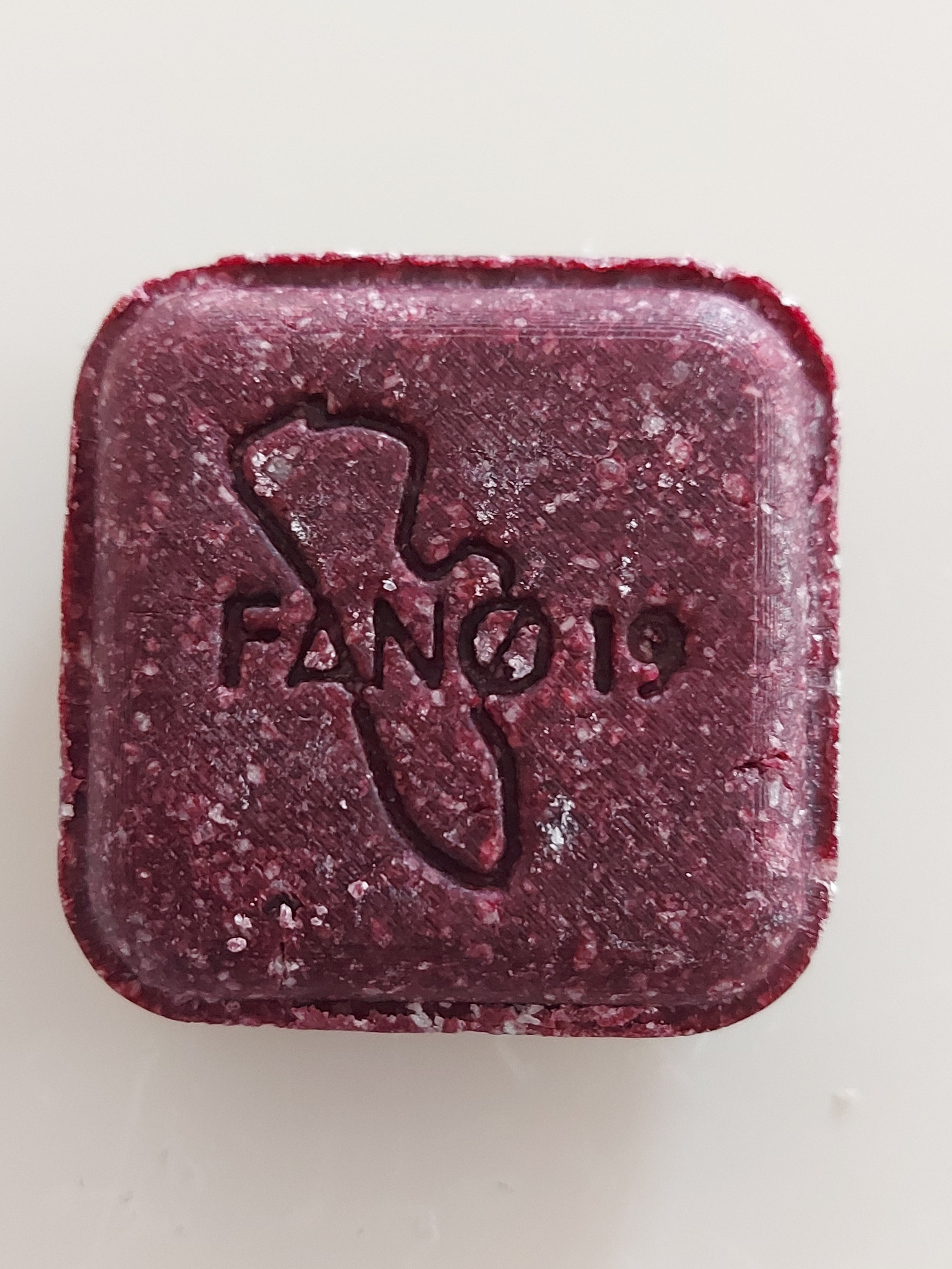 shampoo bar "Red Hibiscus"